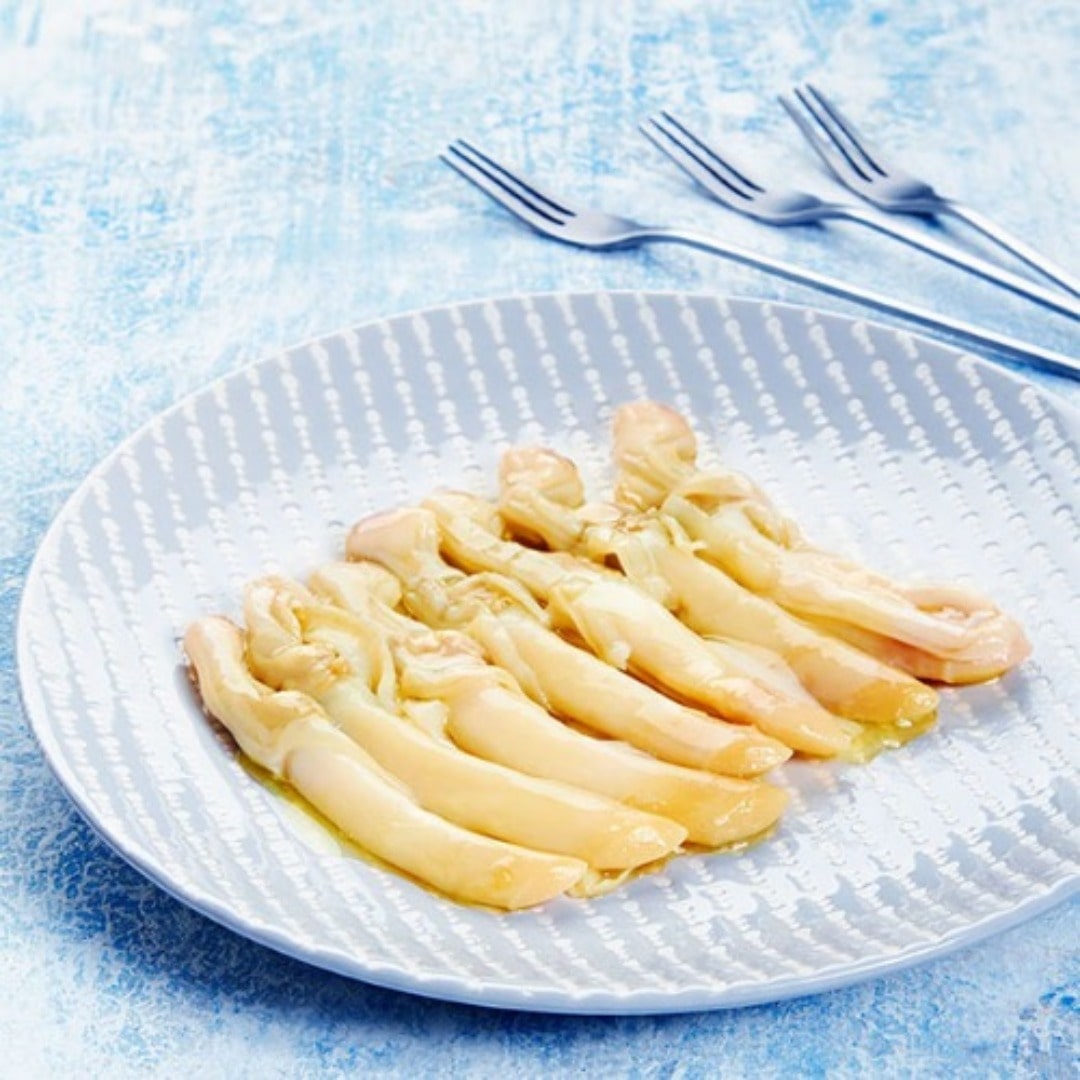 Razor Clams Navajas in Garlic Oil by Los Peperetes